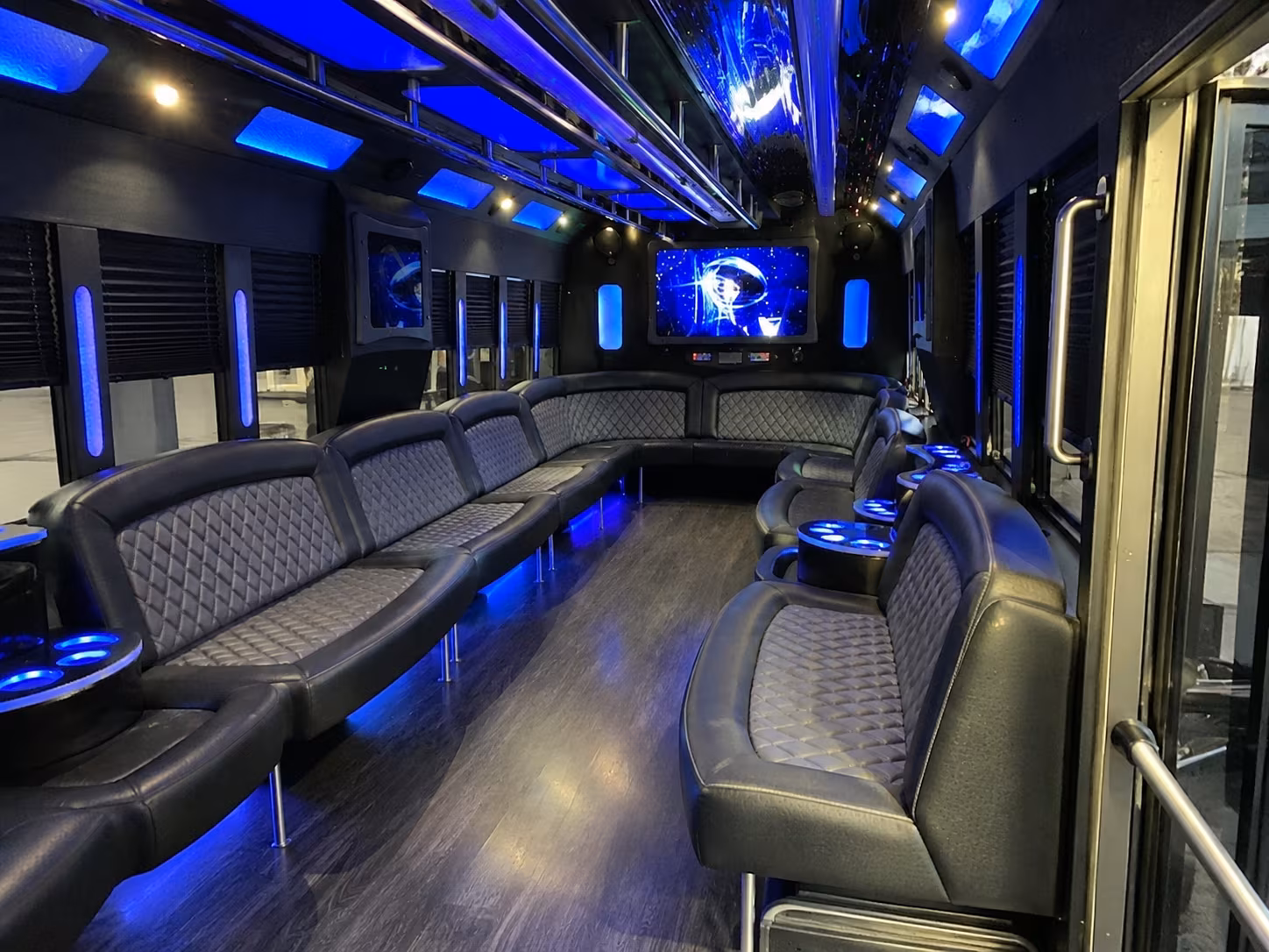 Mount Pleasant Winery Tour & Pub Crawl Transportation