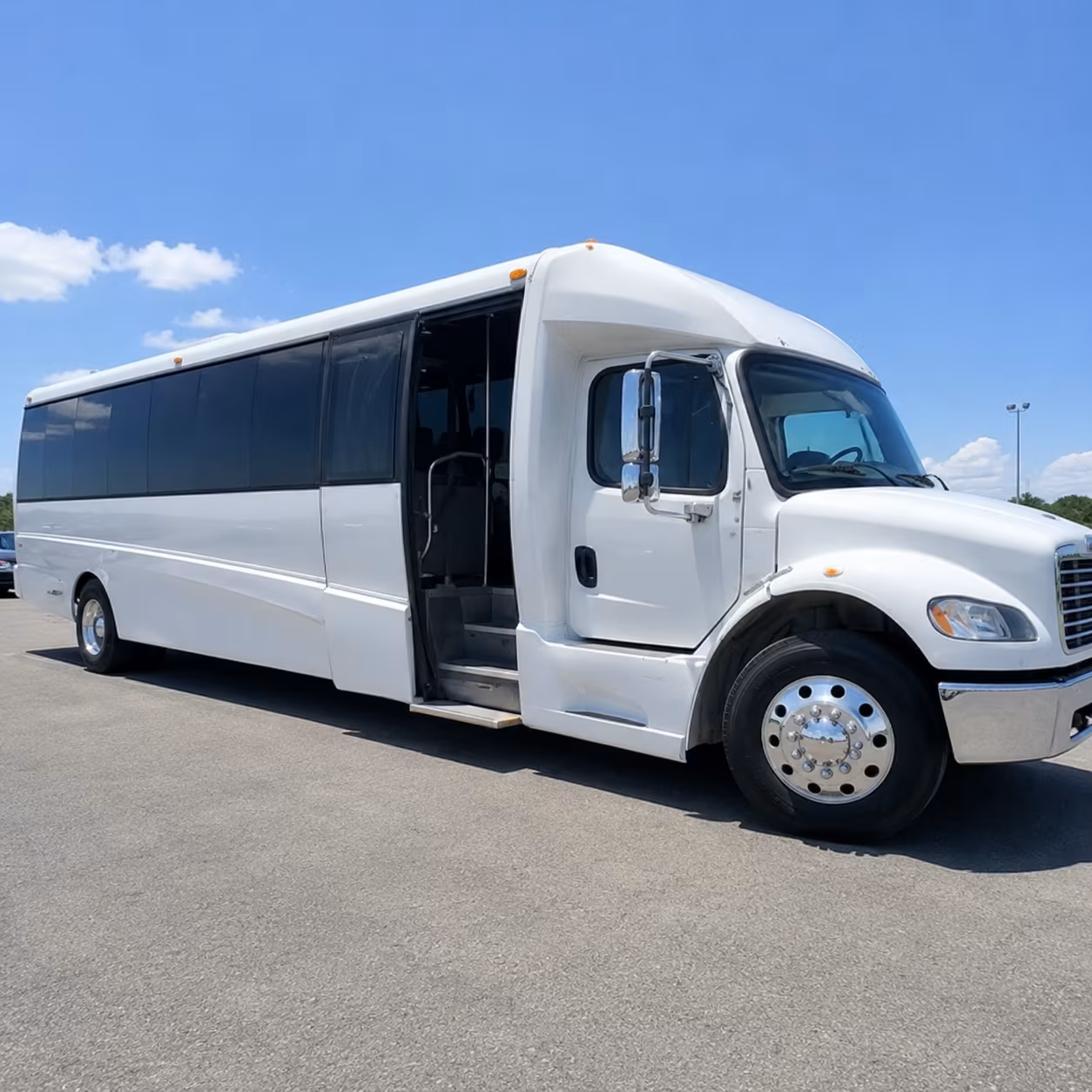 Savannah Airport Shuttle & Transportation party bus exterior