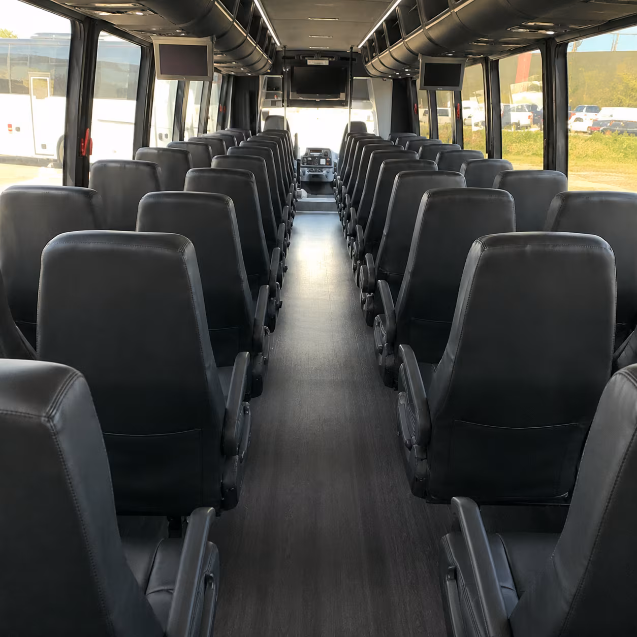 Savannah Airport Shuttle & Transportation party bus exterior