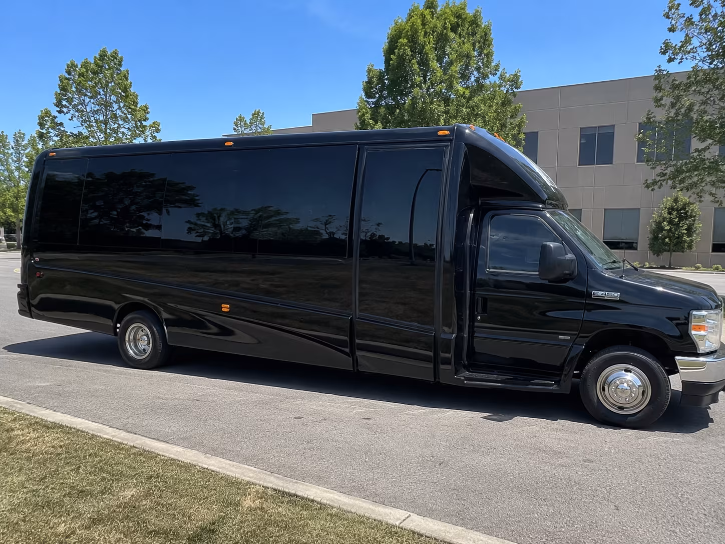 Savannah Birthday, Sweet 16, & Quinceañera Transportation pickup coordination