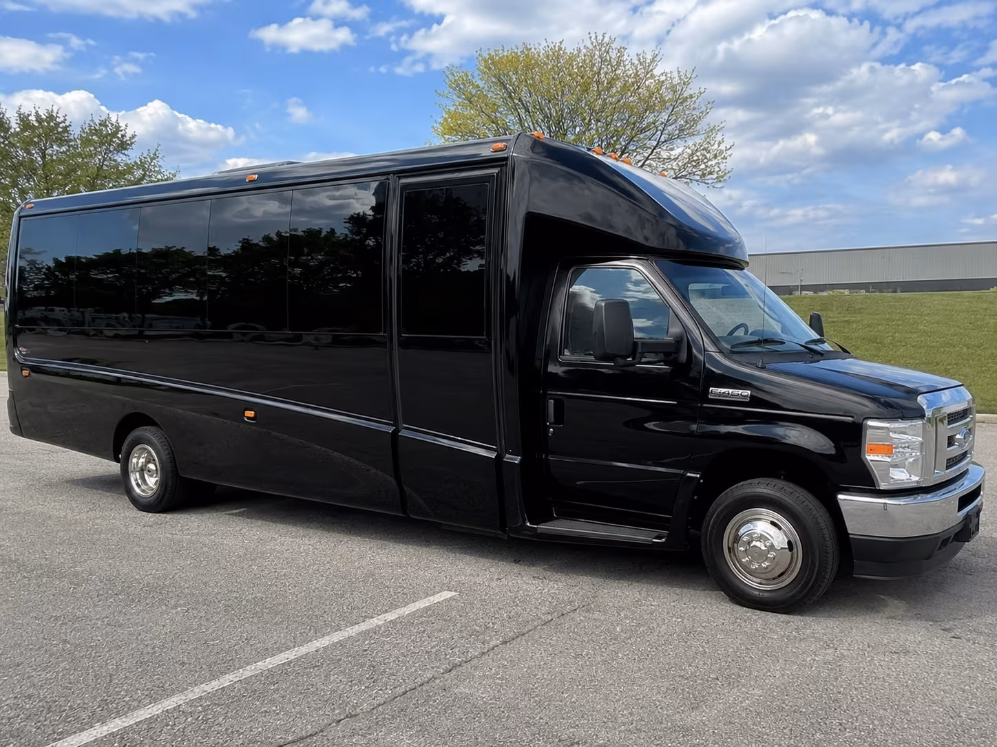 Savannah Corporate Transportation party bus exterior