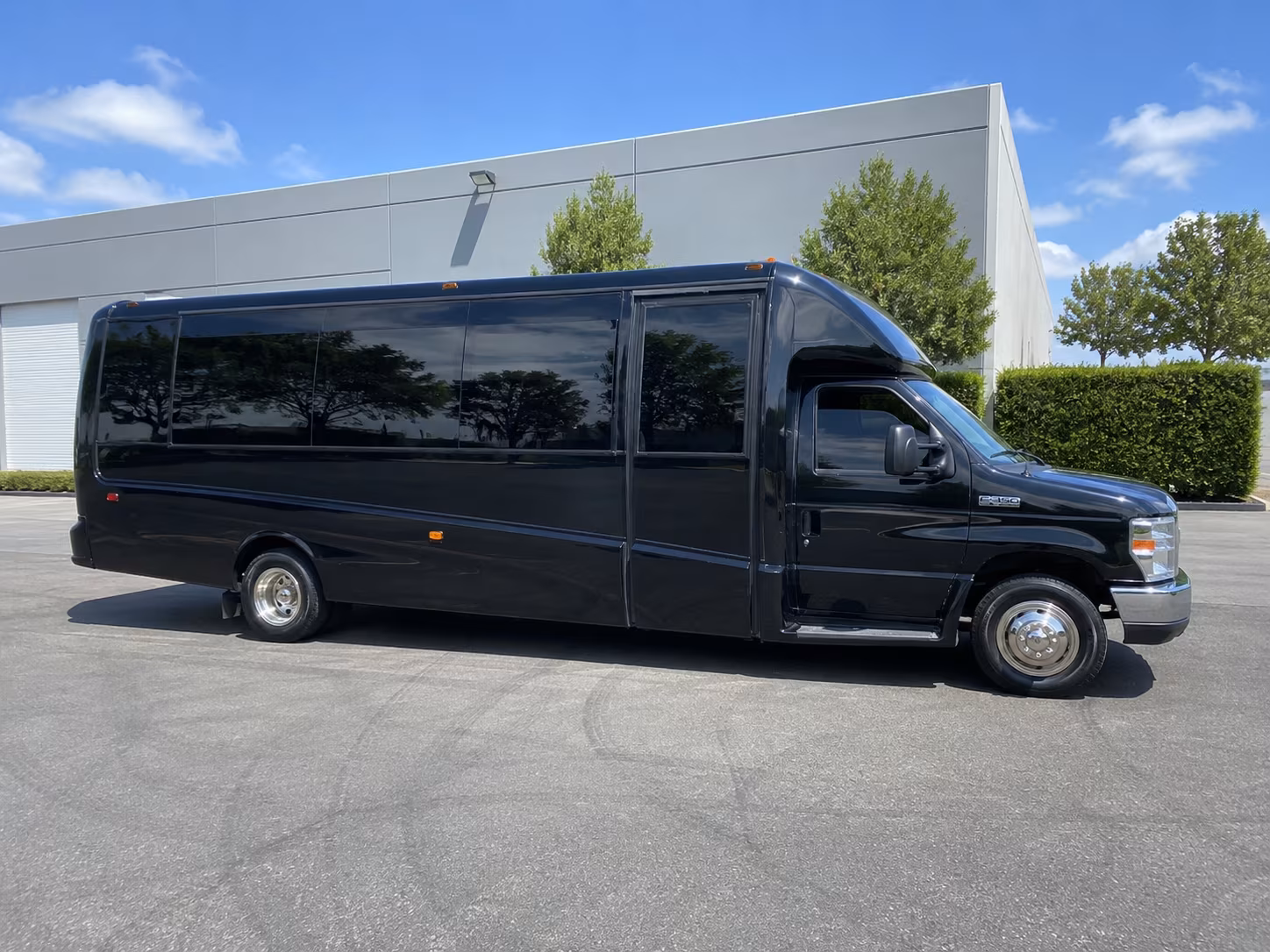 Savannah Sporting Event Transportation onboard seating